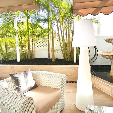 Rooftop Jaccuzi - Pool - Fitness Area - Free Wifi - Air Conditioner - Pool - Modern & Comfortable - Sunnygolf Bungalow * Maspalomas (Gran Canaria)