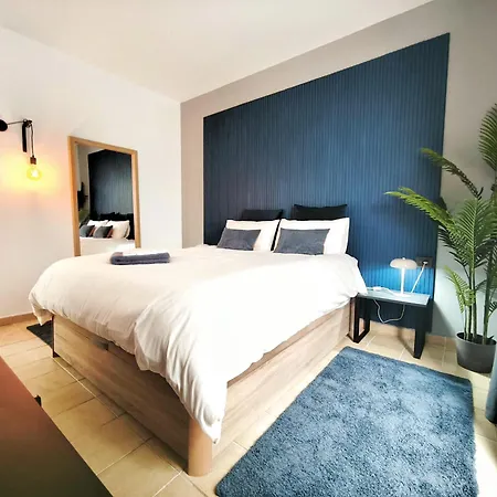 Rooftop Jaccuzi - Pool - Fitness Area - Free Wifi - Air Conditioner - Pool - Modern & Comfortable - Sunnygolf Bungalow * Maspalomas (Gran Canaria)
